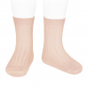 Buy Basic rib short socks NUDE in the online store Condor. Made in Spain. Visit the RIBBED SHORT SOCKS section where you will find more colors and products that you will surely fall in love with. We invite you to take a look around our online store.