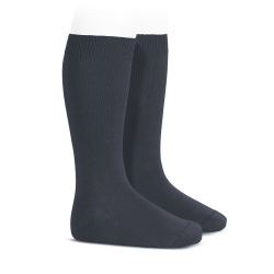 Buy Plain stitch basic knee high socks COAL in the online store Condor. Made in Spain. Visit the KNEE-HIGH PLAIN STITCH SOCKS section where you will find more colors and products that you will surely fall in love with. We invite you to take a look around our online store.