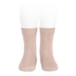 Buy Plain stitch basic short socks OLD ROSE in the online store Condor. Made in Spain. Visit the SHORT PLAIN STITCH SOCKS section where you will find more colors and products that you will surely fall in love with. We invite you to take a look around our online store.
