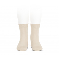 Buy Elastic cotton short socks LINEN in the online store Condor. Made in Spain. Visit the SCHOOL SPRING BASICS section where you will find more colors and products that you will surely fall in love with. We invite you to take a look around our online store.