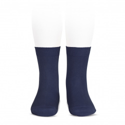 Buy Elastic cotton short socks NAVY BLUE in the online store Condor. Made in Spain. Visit the SCHOOL SPRING BASICS section where you will find more colors and products that you will surely fall in love with. We invite you to take a look around our online store.