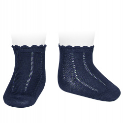 Buy Pattern short socks NAVY BLUE in the online store Condor. Made in Spain. Visit the SPRING COTON BASIC BABY SOCKS section where you will find more colors and products that you will surely fall in love with. We invite you to take a look around our online store.