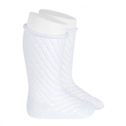 Buy Net openwork perle knee high socks w/rolled cuff WHITE in the online store Condor. Made in Spain. Visit the BABY ELASTIC OPENWORK SOCKS section where you will find more colors and products that you will surely fall in love with. We invite you to take a look around our online store.