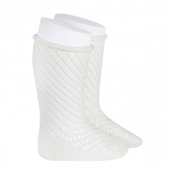 Buy Net openwork perle knee high socks w/rolled cuff CREAM in the online store Condor. Made in Spain. Visit the BABY ELASTIC OPENWORK SOCKS section where you will find more colors and products that you will surely fall in love with. We invite you to take a look around our online store.