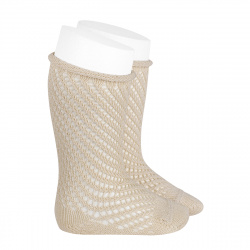 Buy Net openwork perle knee high socks w/rolled cuff LINEN in the online store Condor. Made in Spain. Visit the BABY ELASTIC OPENWORK SOCKS section where you will find more colors and products that you will surely fall in love with. We invite you to take a look around our online store.