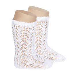 Buy Cotton openwork knee-high socks WHITE in the online store Condor. Made in Spain. Visit the BABY OPENWORK SOCKS section where you will find more colors and products that you will surely fall in love with. We invite you to take a look around our online store.