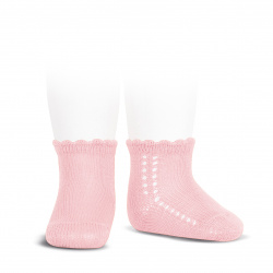 Buy Perle side openwork short socks PINK in the online store Condor. Made in Spain. Visit the BABY SPIKE OPENWORK SOCKS section where you will find more colors and products that you will surely fall in love with. We invite you to take a look around our online store.
