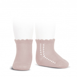 Buy Perle side openwork short socks OLD ROSE in the online store Condor. Made in Spain. Visit the BABY SPIKE OPENWORK SOCKS section where you will find more colors and products that you will surely fall in love with. We invite you to take a look around our online store.