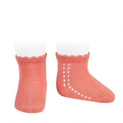 Buy Perle side openwork short socks PEONY in the online store Condor. Made in Spain. Visit the BABY SPIKE OPENWORK SOCKS section where you will find more colors and products that you will surely fall in love with. We invite you to take a look around our online store.