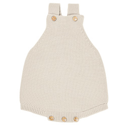 Buy the garter stitch baby romper LINEN made of 100% cotton. Exclusive garment from our newborn collection. Available in various colors that match the Condor tights, baby tights, socks, and cardigans. Available for babies, both for boys and girls. They are unisex. Very comfortable and high quality Condor. Within GARTER STITCH COLLECTION, you will also find other types of clothing that you can take advantage of to buy now.