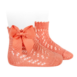 Buy Cotton openwork short socks with bow PEONY in the online store Condor. Made in Spain. Visit the BABY OPENWORK SOCKS section where you will find more colors and products that you will surely fall in love with. We invite you to take a look around our online store.