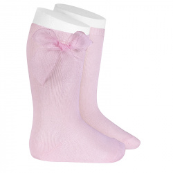 Buy Knee high socks with organza bow PINK in the online store Condor. Made in Spain. Visit the Happy Price section where you will find more colors and products that you will surely fall in love with. We invite you to take a look around our online store.