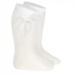 Buy Knee high socks with organza bow CREAM in the online store Condor. Made in Spain. Visit the Happy Price section where you will find more colors and products that you will surely fall in love with. We invite you to take a look around our online store.