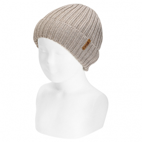 Buy Merino blend sweater with micro relief stitch NOUGAT in the online store Condor. Made in Spain. Visit the Hats section where you will find more colors and products that you will surely fall in love with. We invite you to take a look around our online store.