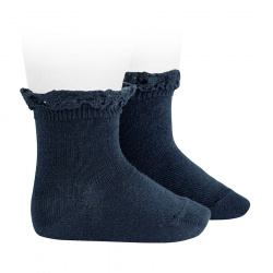 Buy Short socks with lace edging cuff NAVY BLUE in the online store Condor. Made in Spain. Visit the LACE TRIM SOCKS section where you will find more colors and products that you will surely fall in love with. We invite you to take a look around our online store.