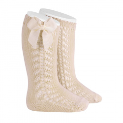 Buy Side openwork warm cotton knee socks with bow LINEN in the online store Condor. Made in Spain. Visit the WARM OPENWORK BABY SOCKS section where you will find more colors and products that you will surely fall in love with. We invite you to take a look around our online store.
