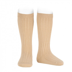 Buy Merino wool-blend rib knee socks BEIGE in the online store Condor. Made in Spain. Visit the BASIC WOOL BABY SOCKS section where you will find more colors and products that you will surely fall in love with. We invite you to take a look around our online store.