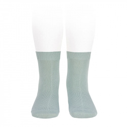 Buy Plain stitch basic short socks SEA MIST in the online store Condor. Made in Spain. Visit the SHORT PLAIN STITCH SOCKS section where you will find more colors and products that you will surely fall in love with. We invite you to take a look around our online store.