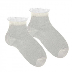 Buy Ceremony ankle socks with frilled plumeti cuff BEIGE in the online store Condor. Made in Spain. Visit the SALES section where you will find more colors and products that you will surely fall in love with. We invite you to take a look around our online store.
