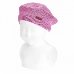 Buy Garter stitch beret SAKURA in the online store Condor. Made in Spain. Visit the KNITTED BERETS section where you will find more colors and products that you will surely fall in love with. We invite you to take a look around our online store.