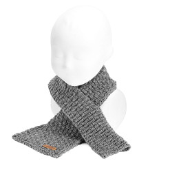 Compra Bufanda bebé cruzada en mezcla de lana merino GRIS CLARO en la tienda online Condor. Fabricado en España. Visita la sección COMPLEMENTOS BEBÉ donde encontrarás más colores y productos que seguro que te enamorarán. Te invitamos a darte una vuelta por nuestra tienda online.