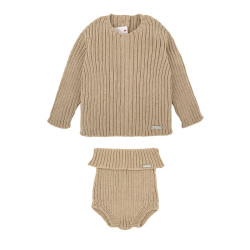 Buy Rib set (sweater + culotte) NOUGAT in the online store Condor. Made in Spain. Visit the WINTER SETS section where you will find more colors and products that you will surely fall in love with. We invite you to take a look around our online store.