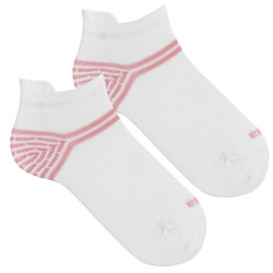 Buy Trainer socks with stripes on the heel PALE PINK in the online store Condor. Made in Spain. Visit the Happy Price section where you will find more colors and products that you will surely fall in love with. We invite you to take a look around our online store.