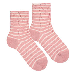 Buy Striped socks with hearts in relief PALE PINK in the online store Condor. Made in Spain. Visit the Happy Price section where you will find more colors and products that you will surely fall in love with. We invite you to take a look around our online store.
