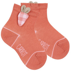 Buy Short socks with carrot application PEONY in the online store Condor. Made in Spain. Visit the SALES section where you will find more colors and products that you will surely fall in love with. We invite you to take a look around our online store.
