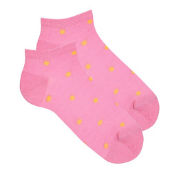 Buy Polka dot print trainer socks CHEWING GUM in the online store Condor. Made in Spain. Visit the Happy Price section where you will find more colors and products that you will surely fall in love with. We invite you to take a look around our online store.