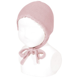 Buy Classic garter stitch bonnet PALE PINK in the online store Condor. Made in Spain. Visit the BONNETS section where you will find more colors and products that you will surely fall in love with. We invite you to take a look around our online store.