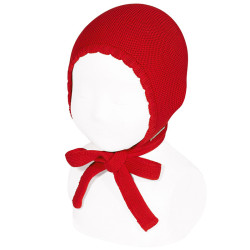 Buy Classic garter stitch bonnet RED in the online store Condor. Made in Spain. Visit the BONNETS section where you will find more colors and products that you will surely fall in love with. We invite you to take a look around our online store.