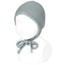 Buy Classic garter stitch bonnet DRY GREEN in the online store Condor. Made in Spain. Visit the BONNETS section where you will find more colors and products that you will surely fall in love with. We invite you to take a look around our online store.
