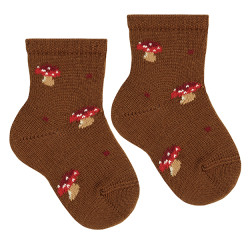 Buy Merino wool-blend mushroom socks CHOCOLATE in the online store Condor. Made in Spain. Visit the FANCY BABY SOCKS section where you will find more colors and products that you will surely fall in love with. We invite you to take a look around our online store.