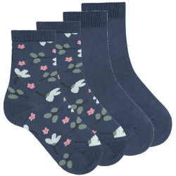 Buy Pack: 1 pair floral socks + 1 pair plainsocks LAPIS LAZULI in the online store Condor. Made in Spain. Visit the FANCY CHILDREN SOCKS section where you will find more colors and products that you will surely fall in love with. We invite you to take a look around our online store.