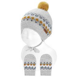 Buy Merino wool set (border knit hat + mittens) ALUMINIUM in the online store Condor. Made in Spain. Visit the ACCESSORIES FOR BABY section where you will find more colors and products that you will surely fall in love with. We invite you to take a look around our online store.