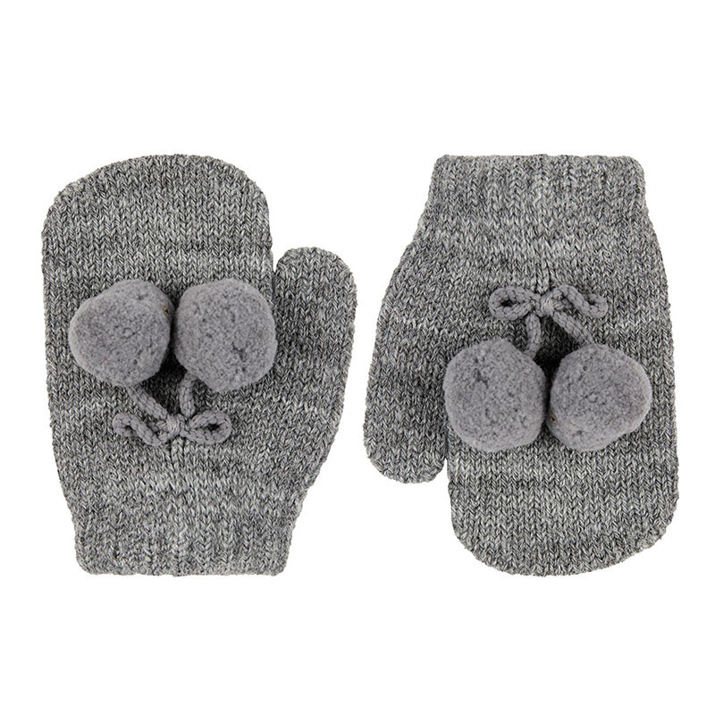 Achetez chez Mitaines avec doit et pompoms GRIS CLAIR sur le site online Condor. Fabriqué en Espagne. Visitez notre section ACCESSOIRES BÉBÉ ou vous trouverez plus de couleurs et produits que vous allez adorer. Nous vous invitons a visiter notre boutique en ligne.