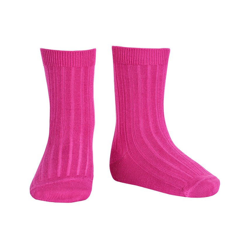 Buy Basic rib short socks BUGAMBILIA in the online store Condor. Made in Spain. Visit the RIBBED SHORT SOCKS section where you will find more colors and products that you will surely fall in love with. We invite you to take a look around our online store.