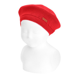 Buy Garter stitch beret RED in the online store Condor. Made in Spain. Visit the KNITTED BERETS section where you will find more colors and products that you will surely fall in love with. We invite you to take a look around our online store.