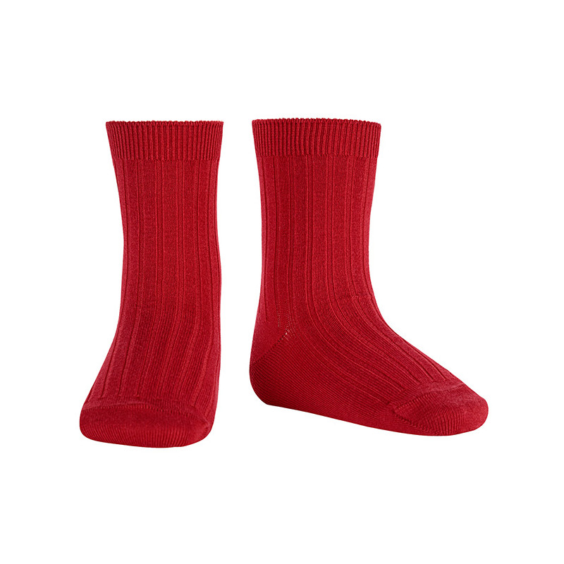 Buy Basic rib short socks RED VELVET in the online store Condor. Made in Spain. Visit the RIBBED SHORT SOCKS section where you will find more colors and products that you will surely fall in love with. We invite you to take a look around our online store.