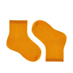 Buy Merino wool-blend short socks CURRY in the online store Condor. Made in Spain. Visit the BASIC WOOL BABY SOCKS section where you will find more colors and products that you will surely fall in love with. We invite you to take a look around our online store.