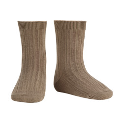 Buy Basic rib short socks MINK in the online store Condor. Made in Spain. Visit the RIBBED SHORT SOCKS section where you will find more colors and products that you will surely fall in love with. We invite you to take a look around our online store.