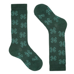 Buy Skull fantasy knee-high socks PINE in the online store Condor. Made in Spain. Visit the FANCY CHILDREN SOCKS section where you will find more colors and products that you will surely fall in love with. We invite you to take a look around our online store.