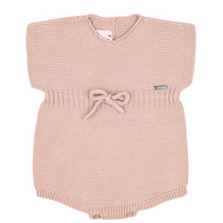 Buy Garter stitch romper with ribbed waist and cord OLD ROSE in the online store Condor. Made in Spain. Visit the SALES section where you will find more colors and products that you will surely fall in love with. We invite you to take a look around our online store.