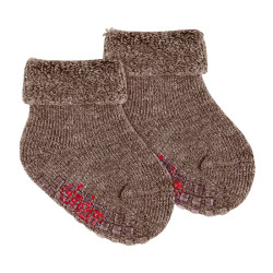 Buy Merino wool-blend terry non-slip socks TRUNK in the online store Condor. Made in Spain. Visit the BASIC WOOL BABY SOCKS section where you will find more colors and products that you will surely fall in love with. We invite you to take a look around our online store.