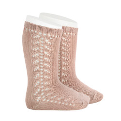 Buy Warm cotton knee socks with side openwork OLD ROSE in the online store Condor. Made in Spain. Visit the WARM OPENWORK BABY SOCKS section where you will find more colors and products that you will surely fall in love with. We invite you to take a look around our online store.